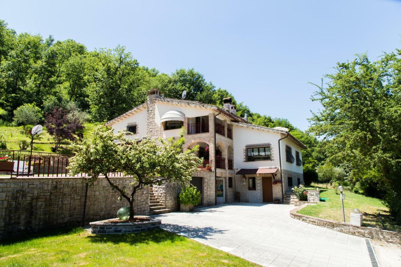 Piccoli Sogni Villa Valfabbrica Bagian luar foto